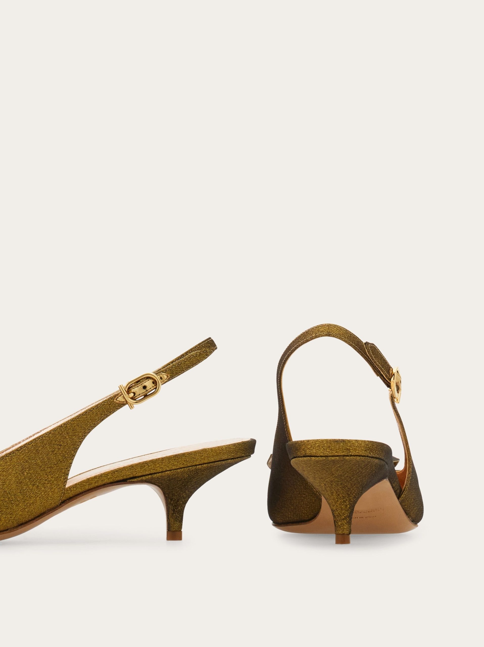 Ferragamo Soft bow slingback pump - Image 6
